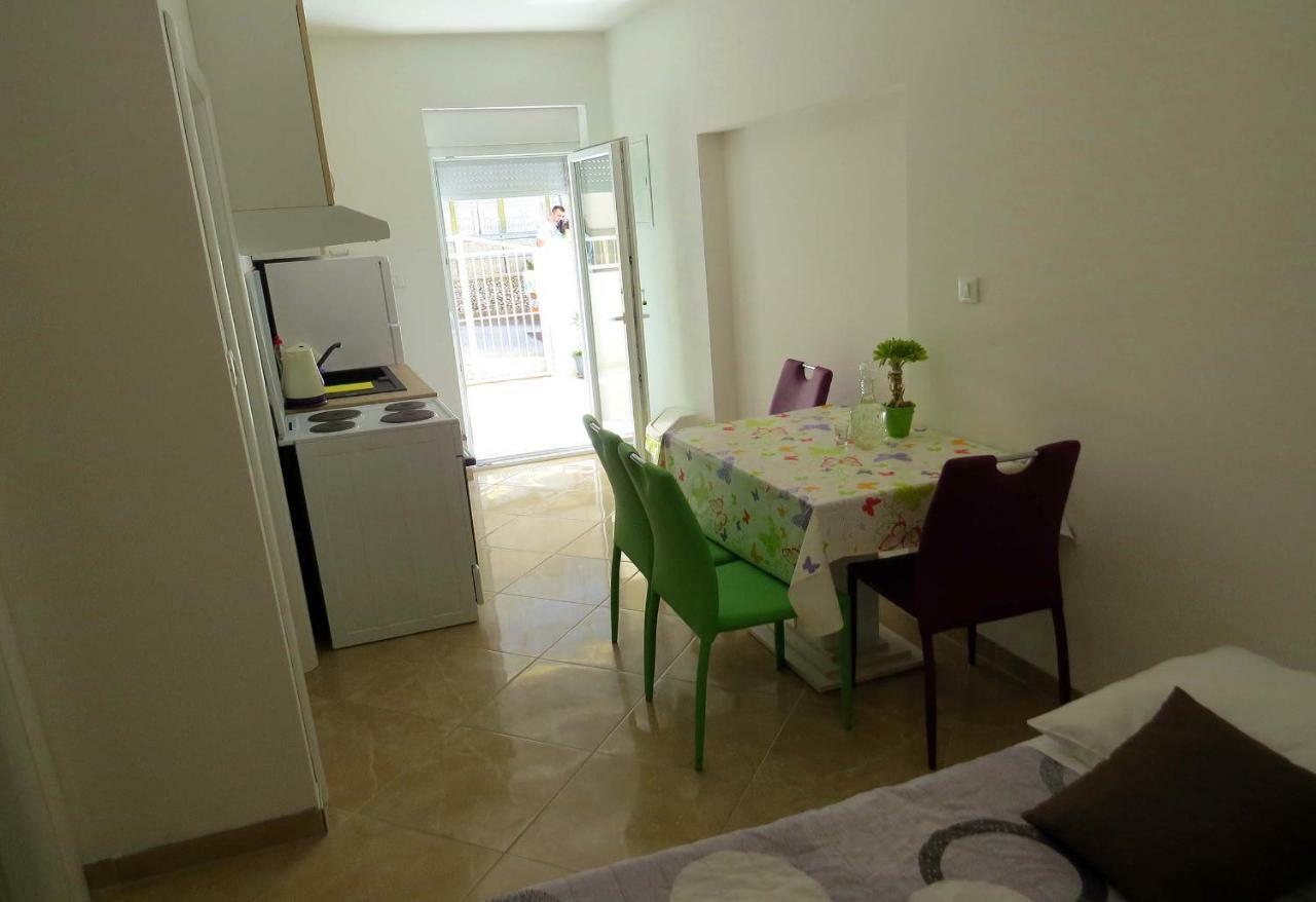 Apartman Jakir Baška Voda Kültér fotó