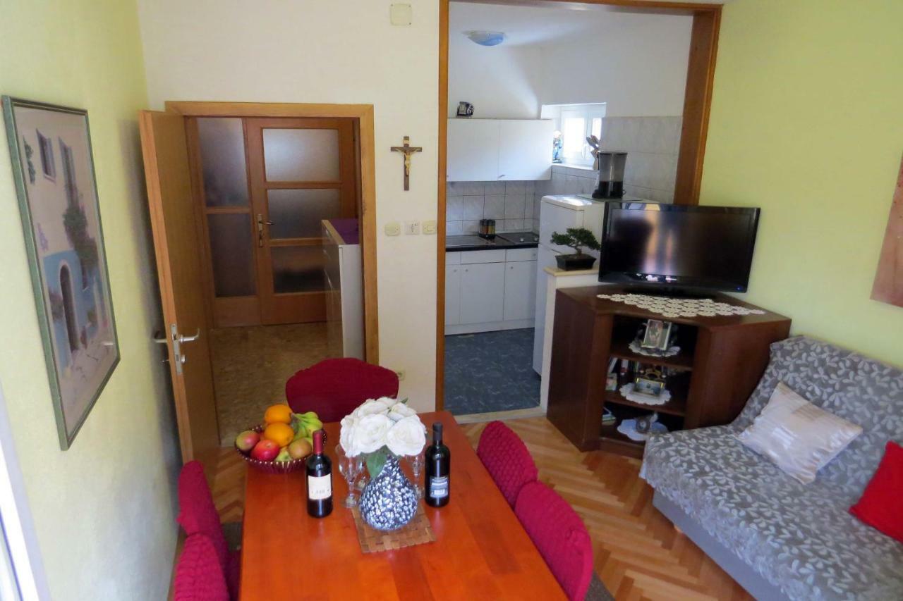 Apartman Jakir Baška Voda Kültér fotó